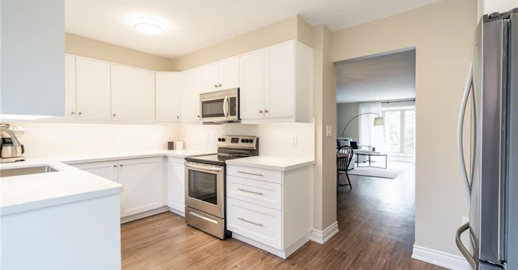 118-895 Maple Avenue, Burlington, ON, L7S 2H7 - 17