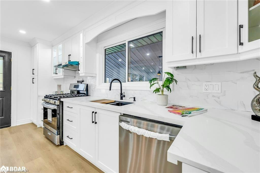 Upper-170 Terrace Drive, Hamilton, ON, L9A 2Z1 - 4
