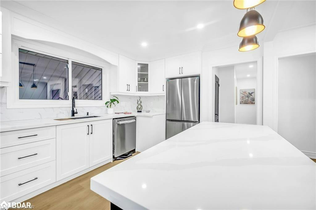 Upper-170 Terrace Drive, Hamilton, ON, L9A 2Z1 - 6
