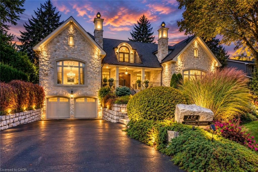 138 Dianne Avenue, Oakville, ON, L6J 4G9