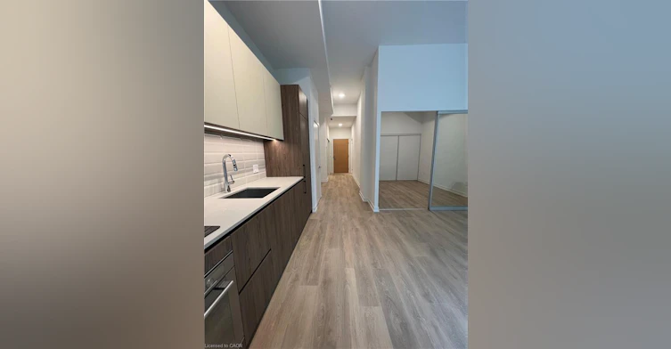 115-150 Logan Avenue, Toronto, ON, M4M 0E4 - 13