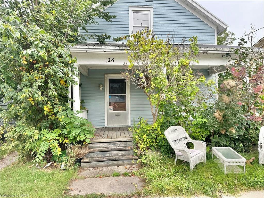 128 Kent Street S, Norfolk County, ON, N3Y 2Y1