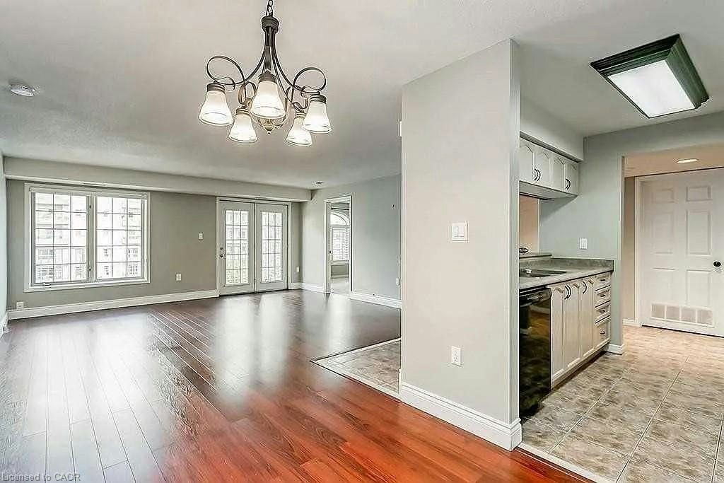 F405-216 Plains Road W, Burlington, ON, L7T 4K8 - 4