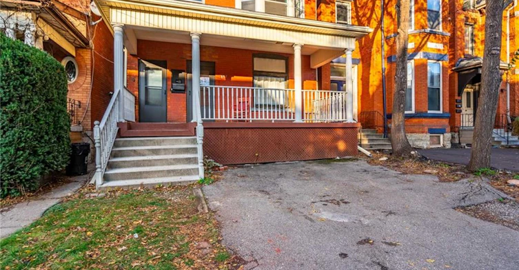 1-142 Bold Street, Hamilton, ON, L8P 1V3 - 2