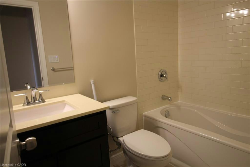 2-1395 Bleams Road, Kitchener, ON, N2E 3X7 - 7