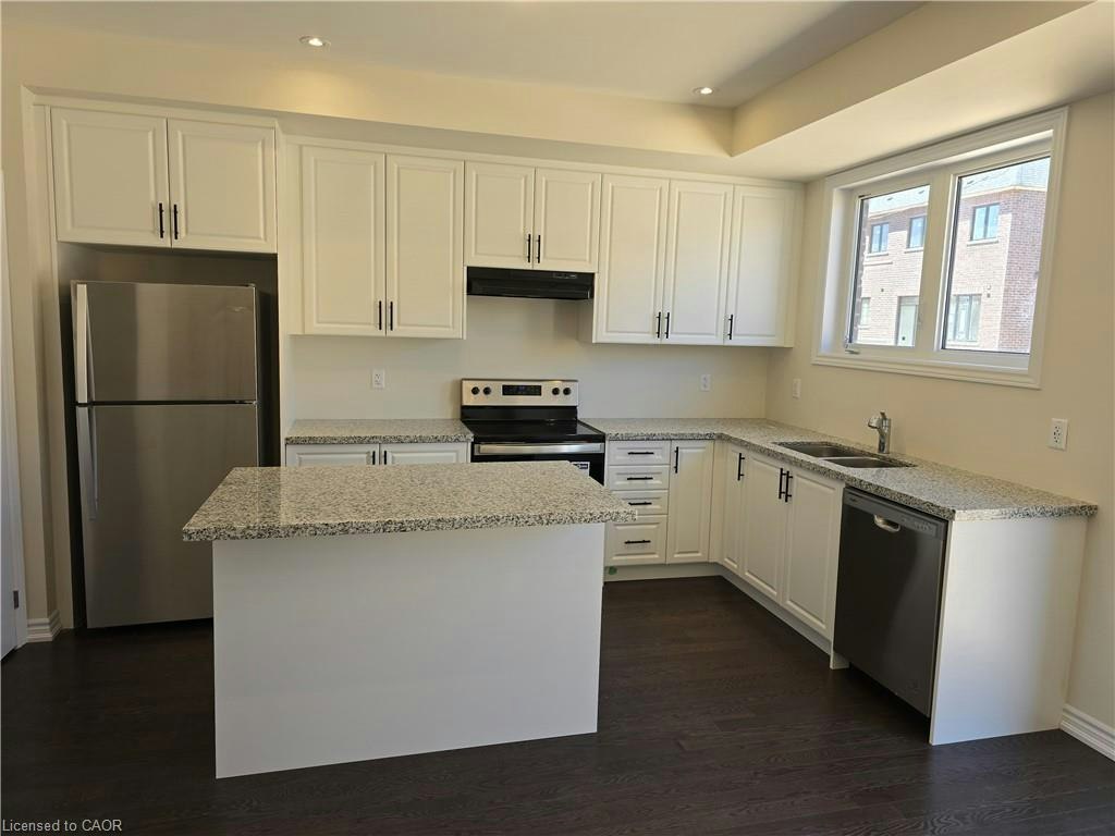 1383 Almonte Drive, Burlington, ON, L7P 3P8 - 11