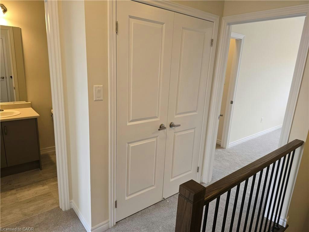 1383 Almonte Drive, Burlington, ON, L7P 3P8 - 25