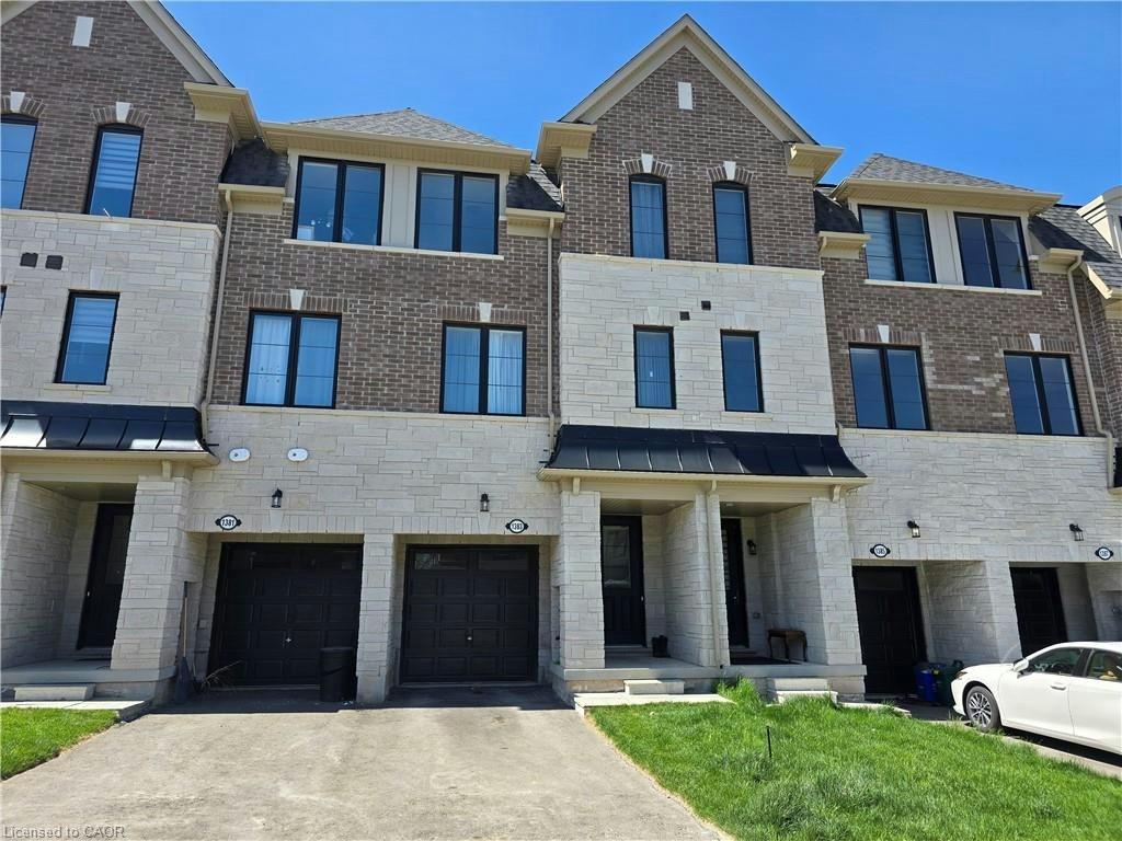 1383 Almonte Drive, Burlington, ON, L7P 3P8