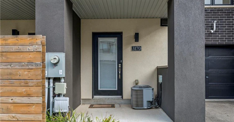 3170 Lotus Common, Burlington, ON, L7M 0H8 - 3