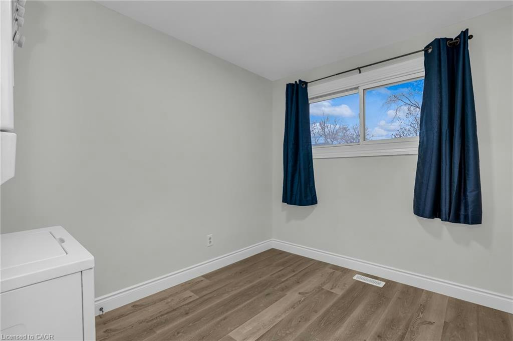 Main-515 Queensdale Avenue E, Hamilton, ON, L8V 1K9 - 7