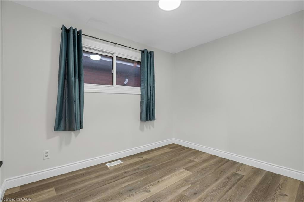 Main-515 Queensdale Avenue E, Hamilton, ON, L8V 1K9 - 5