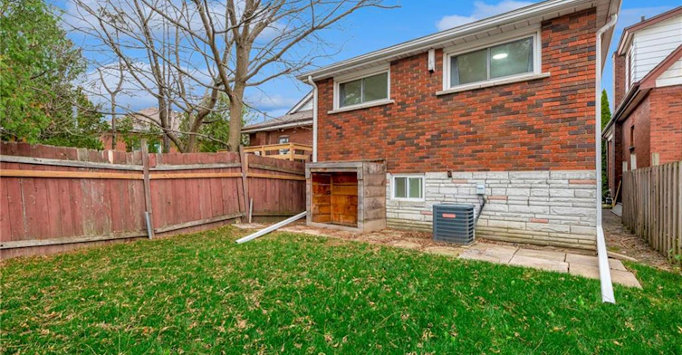 Main-515 Queensdale Avenue E, Hamilton, ON, L8V 1K9 - 11