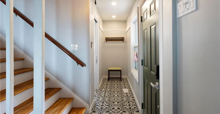 15 Spencer Avenue, Hamilton, ON, L9H 1E7 - 8