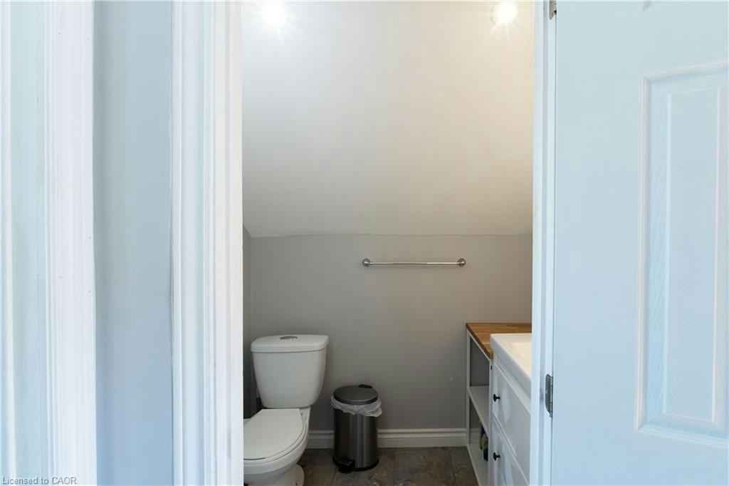 15 Spencer Avenue, Hamilton, ON, L9H 1E7 - 34
