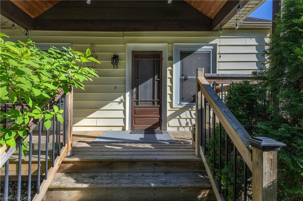 15 Spencer Avenue, Hamilton, ON, L9H 1E7 - 6