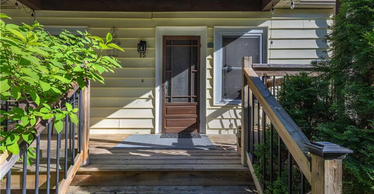 15 Spencer Avenue, Hamilton, ON, L9H 1E7 - 6