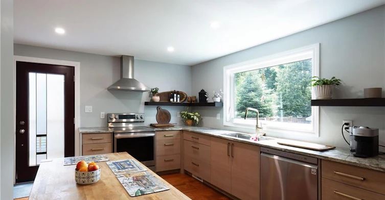 15 Spencer Avenue, Hamilton, ON, L9H 1E7 - 19