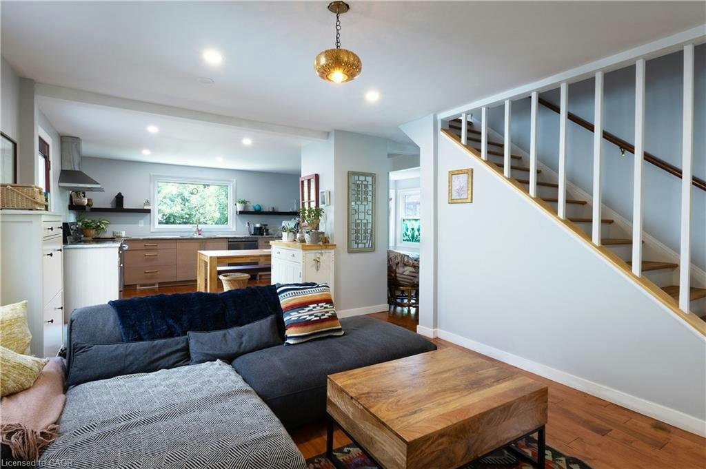 15 Spencer Avenue, Hamilton, ON, L9H 1E7 - 15