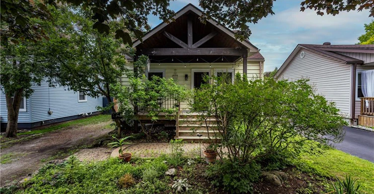 15 Spencer Avenue, Hamilton, ON, L9H 1E7 - 4