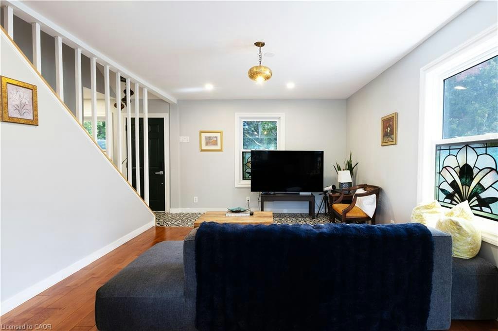 15 Spencer Avenue, Hamilton, ON, L9H 1E7 - 16
