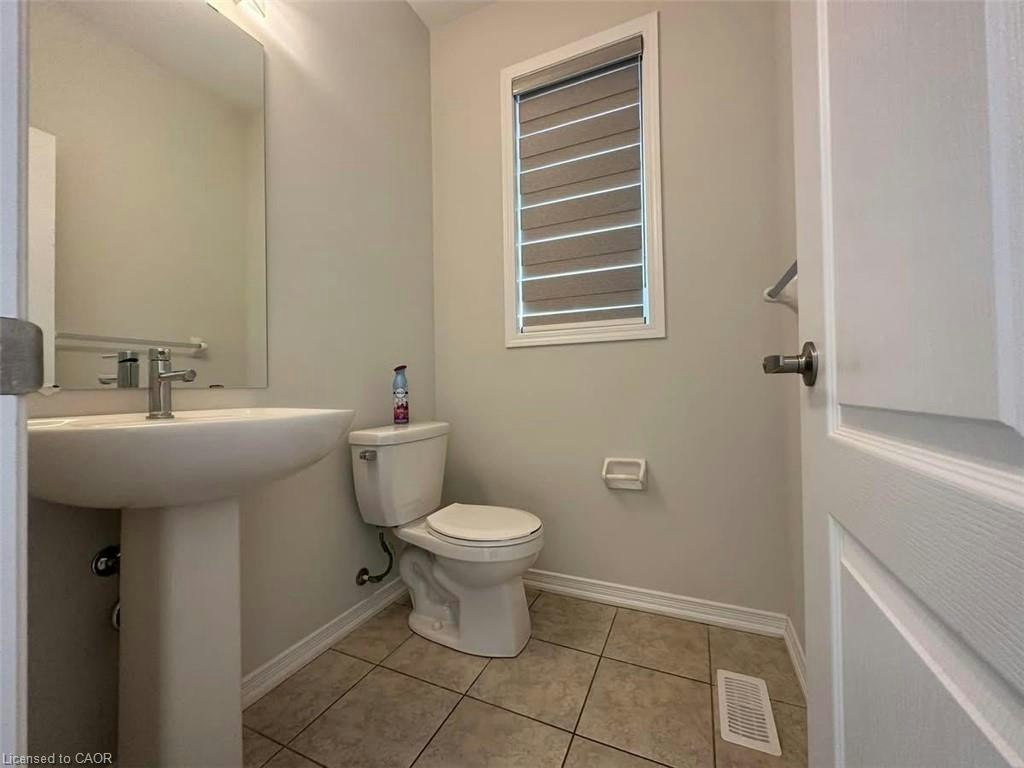 Upper-61 Anderson Road, Brantford, ON, N3T 0S2 - 3