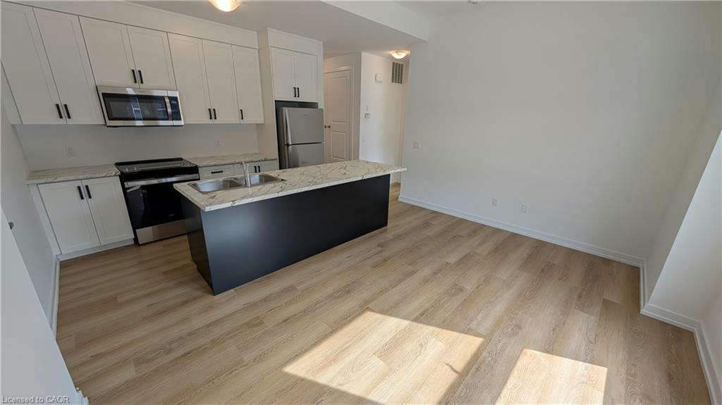 53-71 Great Falls Boulevard, Hamilton, ON, L8B 1Y5 - 2