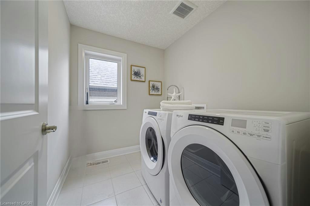 629 Wild Rye Street, Waterloo, ON, N2V 0E3 - 24
