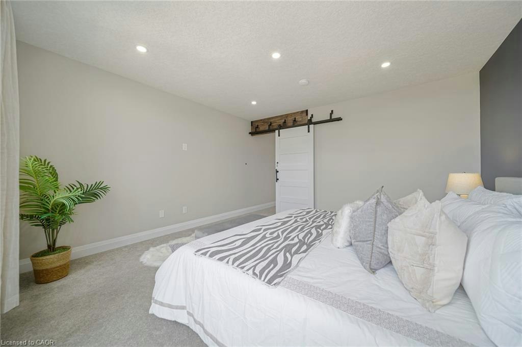 629 Wild Rye Street, Waterloo, ON, N2V 0E3 - 25