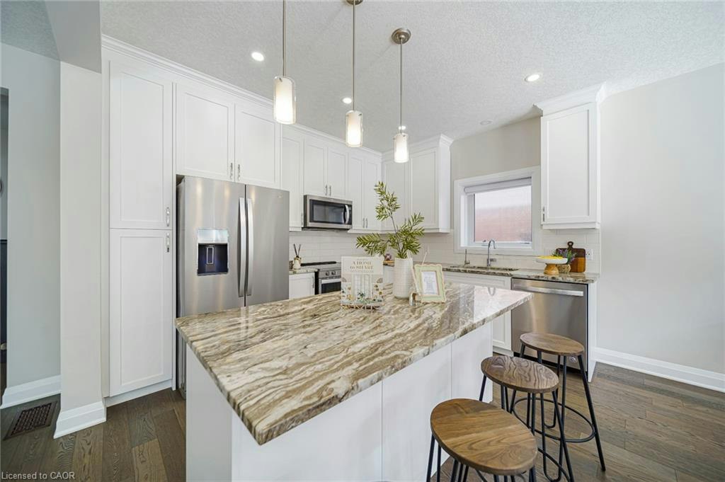 629 Wild Rye Street, Waterloo, ON, N2V 0E3 - 13