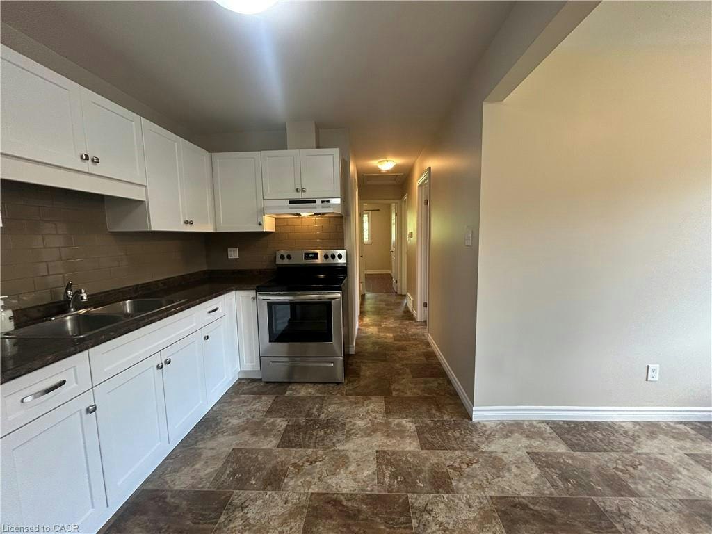 14 Volta Avenue, Kitchener, ON, N2A 2P8 - 7