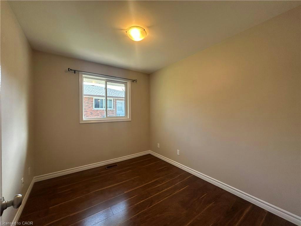 14 Volta Avenue, Kitchener, ON, N2A 2P8 - 9