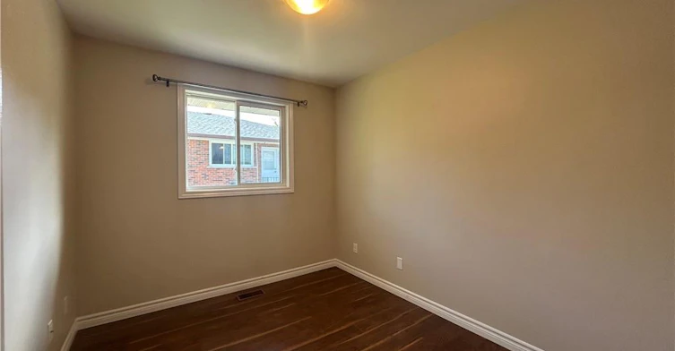 14 Volta Avenue, Kitchener, ON, N2A 2P8 - 9