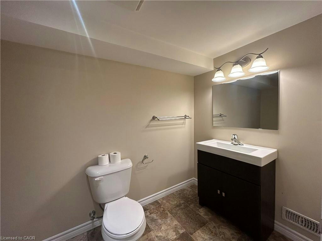 14 Volta Avenue, Kitchener, ON, N2A 2P8 - 15