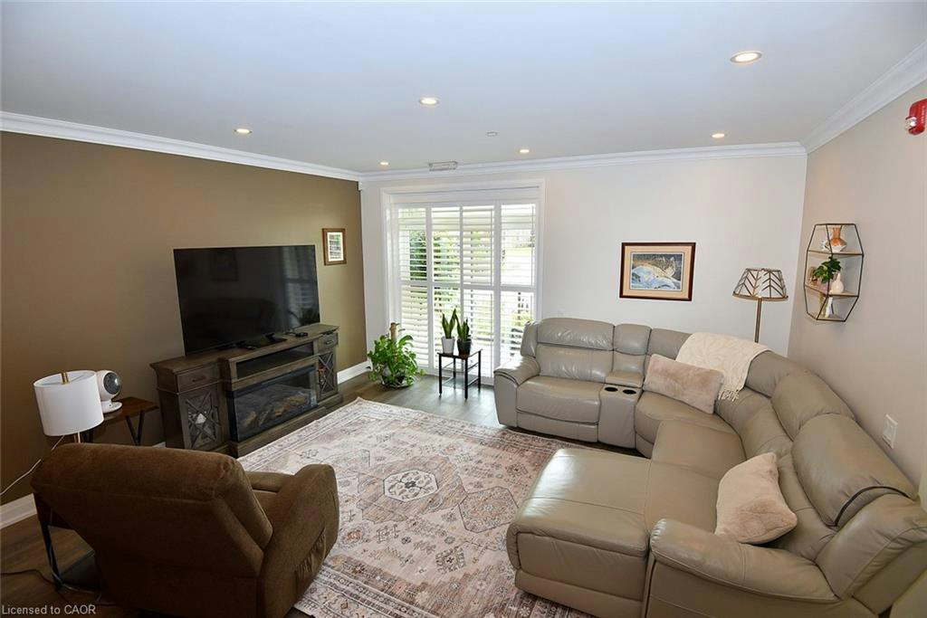 114-830 Megson Terrace, Milton, ON, L9T 9M7