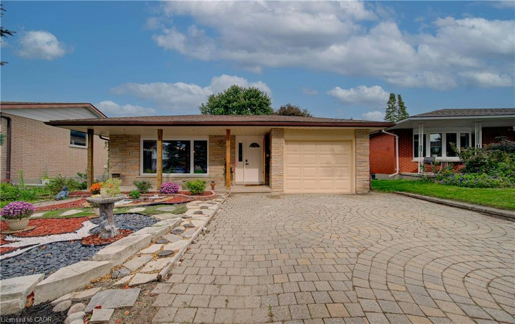 650 Pineridge Road E, Waterloo, ON, N2L 5J9