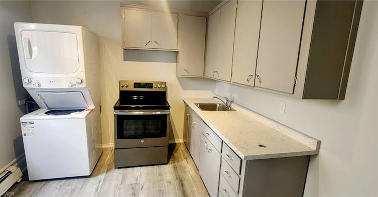 1-71 Wellington Street N, Kitchener, ON, N2H 5J5 - 9