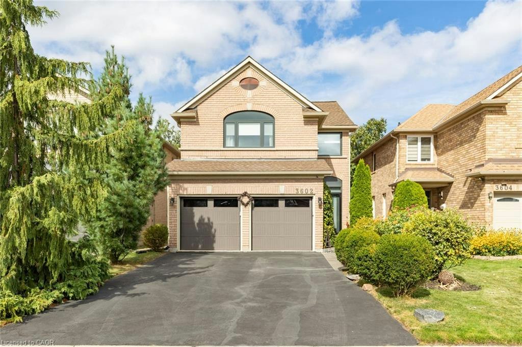 3602 Forest Bluff Crescent, Mississauga, ON, L5N 7W2