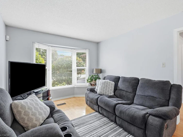 3193 Maderna Road, Burlington, ON, L7M 2W3 - 5
