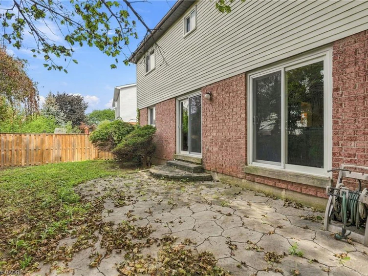 3193 Maderna Road, Burlington, ON, L7M 2W3 - 32