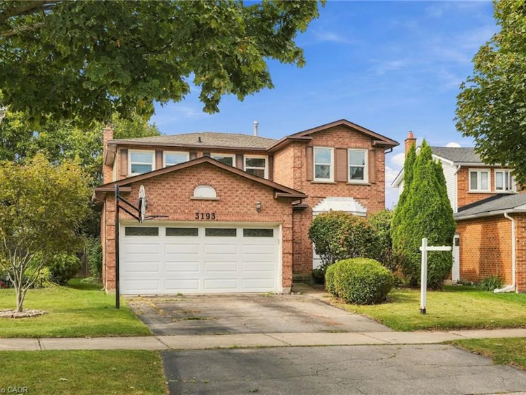 3193 Maderna Road, Burlington, ON, L7M 2W3 - 2