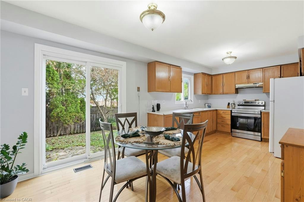 3193 Maderna Road, Burlington, ON, L7M 2W3 - 13