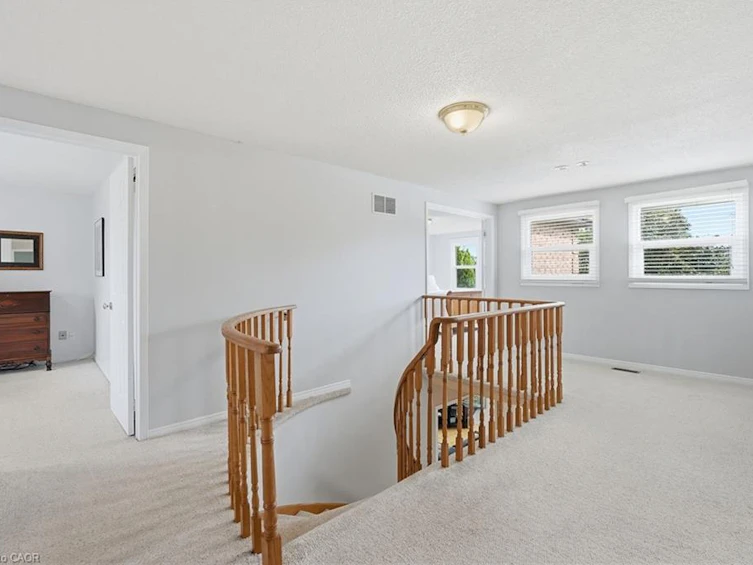 3193 Maderna Road, Burlington, ON, L7M 2W3 - 19