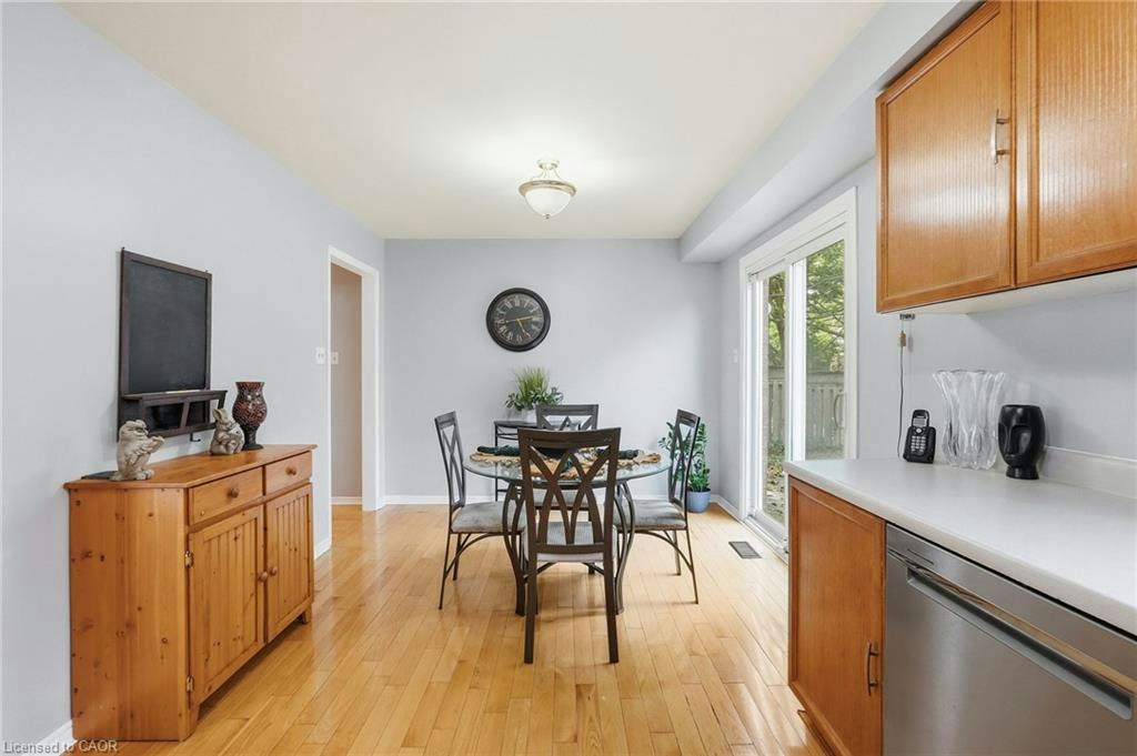 3193 Maderna Road, Burlington, ON, L7M 2W3 - 11