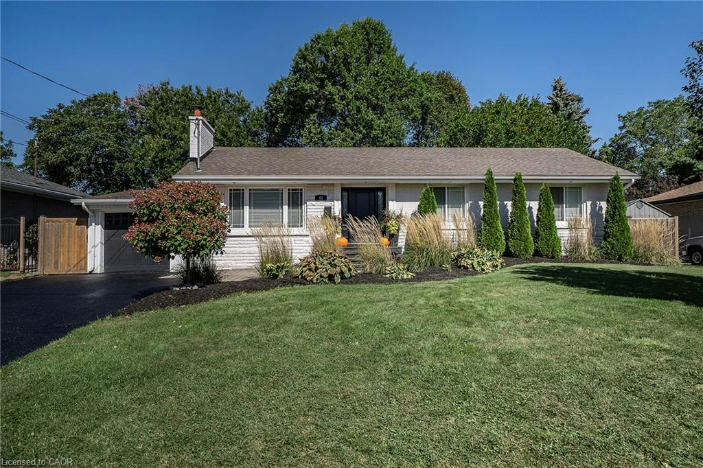 43 Miller Drive, Hamilton, ON, L9G 2H9