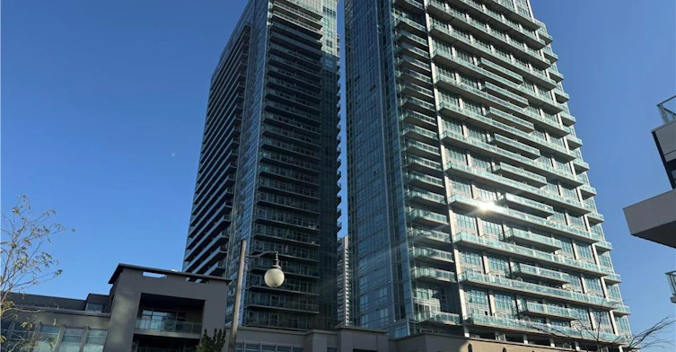 3022-165 Legion Road N, Toronto, ON, M8Y 0B3 - 2