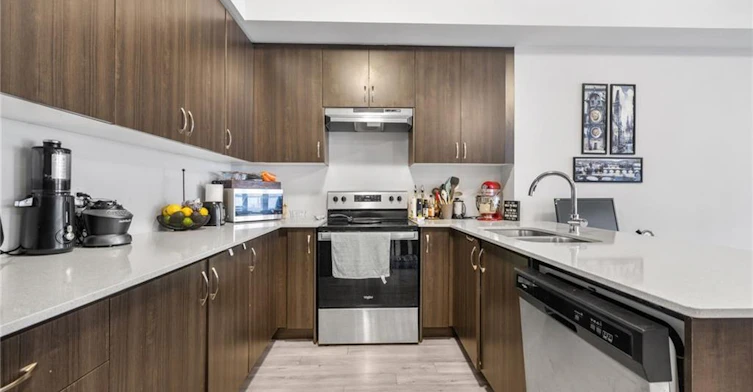1103-585 Colborne Street E, Brantford, ON, N3S 0K4 - 5