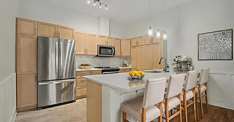 006-39 Sister Varga Terrace, Hamilton, ON, L9B 0J7 - 11