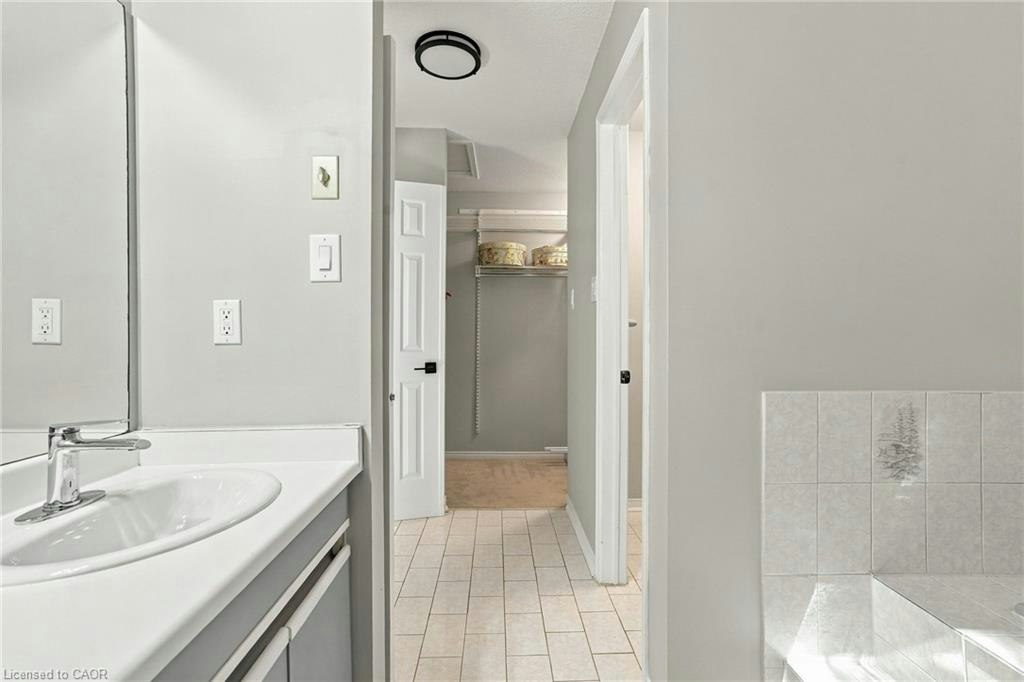 15-1724 The Chase, Mississauga, ON, L5M 4P2 - 33