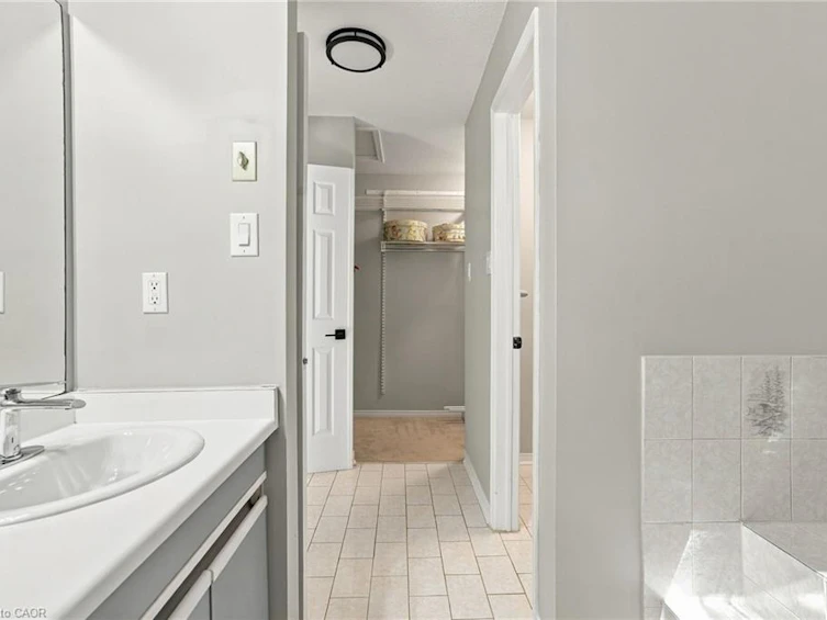 15-1724 The Chase, Mississauga, ON, L5M 4P2 - 33