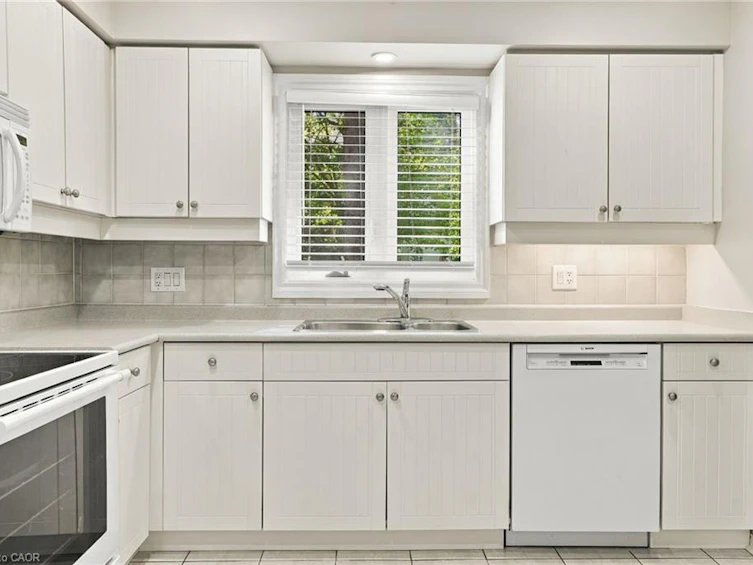 15-1724 The Chase, Mississauga, ON, L5M 4P2 - 17